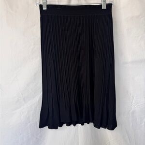 Theory Black Pleated Knit Midi Skirt